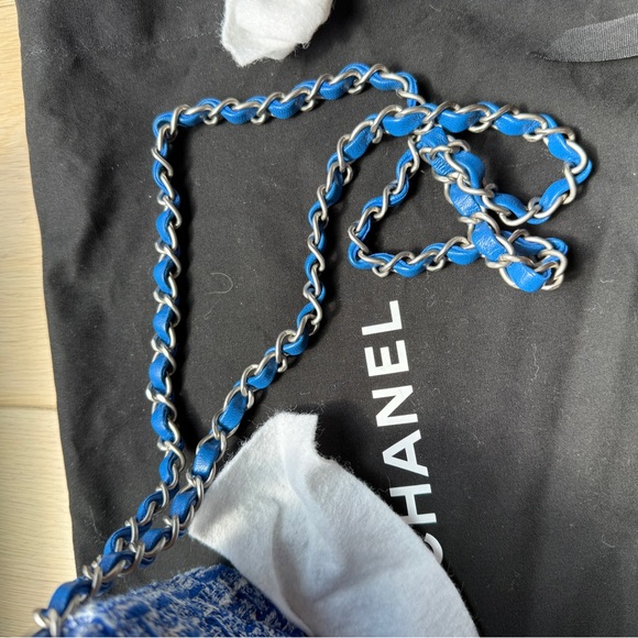 NIB Chanel Blue Tweed and white mini flap with silver hardware - Picture 11 of 11